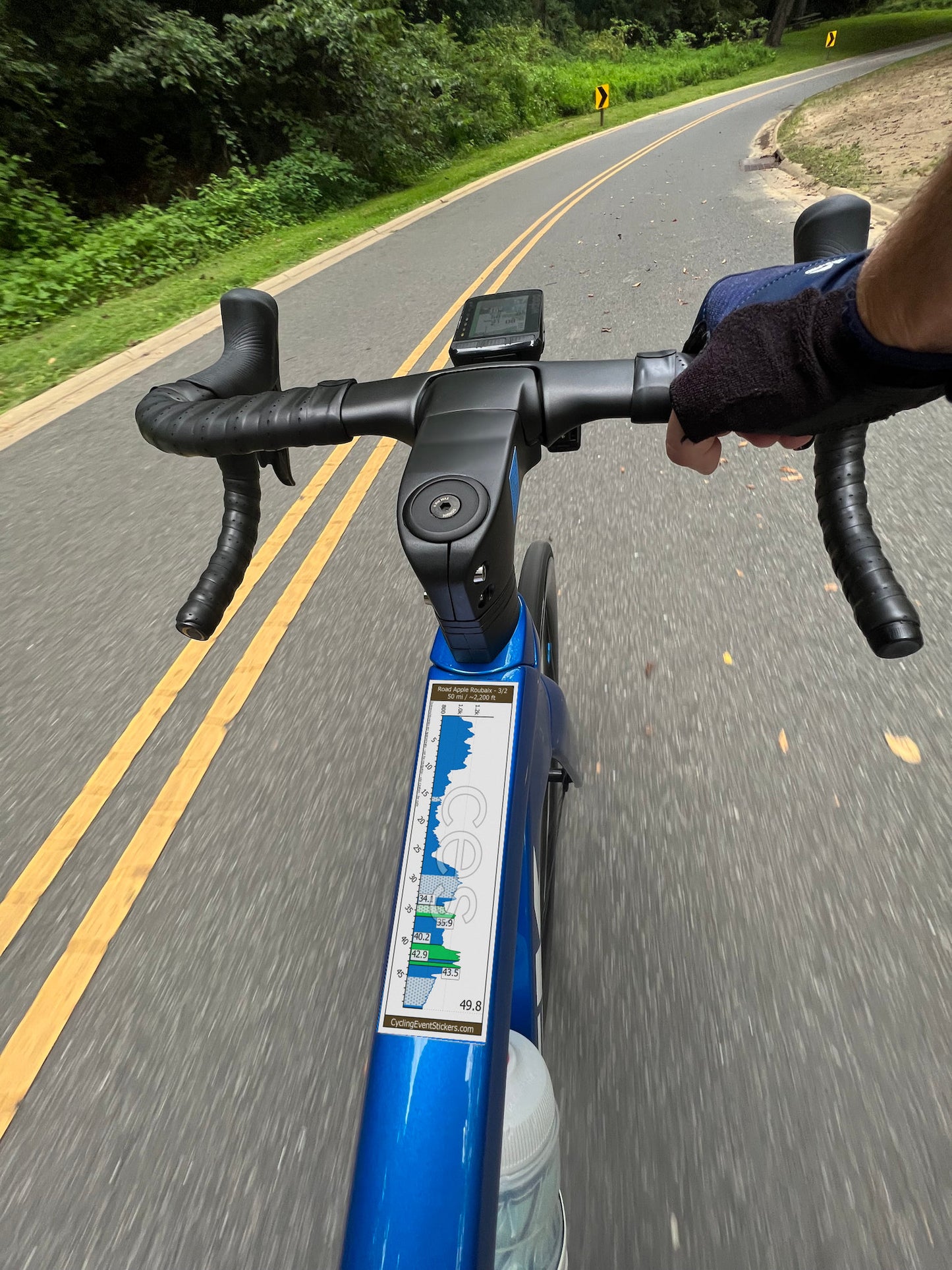 Road Apple Roubaix (RAR) 50 gravel route profile sticker - close-up detail